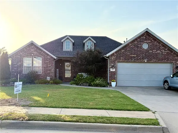 410 Sienna Drive, Centerton, AR 72719