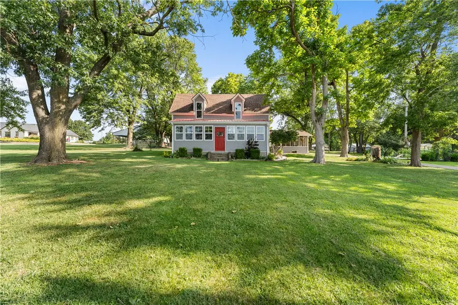 1380 E Main Street, Gentry, AR 72734 - #2