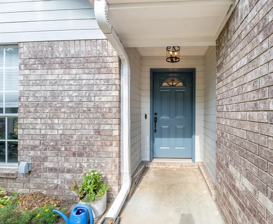 1106 N Flamingo Road, Rogers, AR 72756 - #2