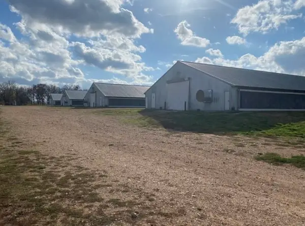 000 Bozarth Cemetery Road, Gentry, AR 72734