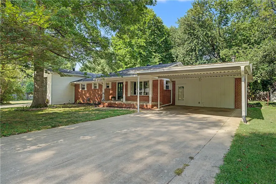 4202 Croxdale Street, Springdale, AR 72764 - #3
