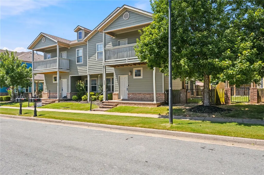 699 N Wordsworth Lane, Fayetteville, AR 72704 - #1