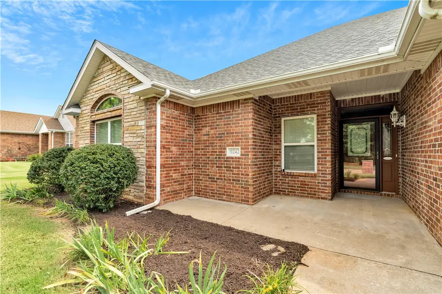 11242 Club House Parkway, Farmington, AR 72730 - #3
