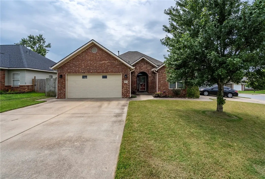 804 Gail Drive, Siloam Springs, AR 72761 - #1