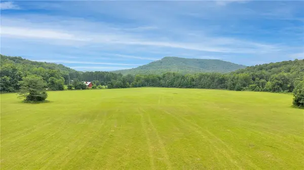 2186 Highway 23, Combs, AR 72721