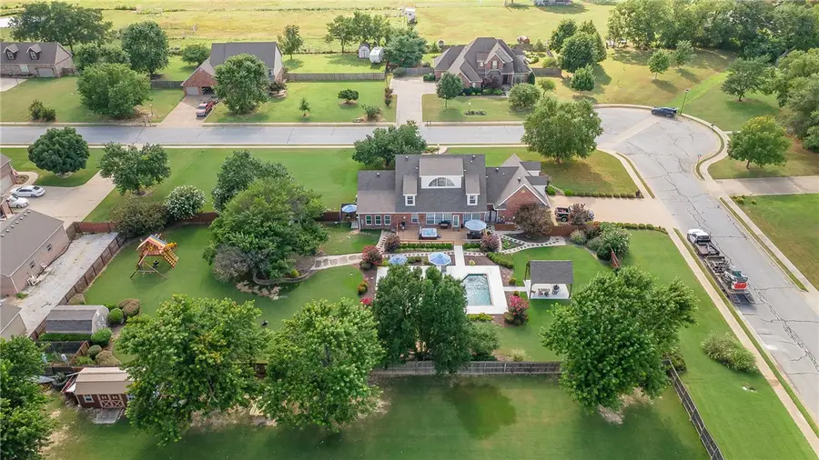 334 Scarlett Boulevard, Elm Springs, AR 72762 - #3