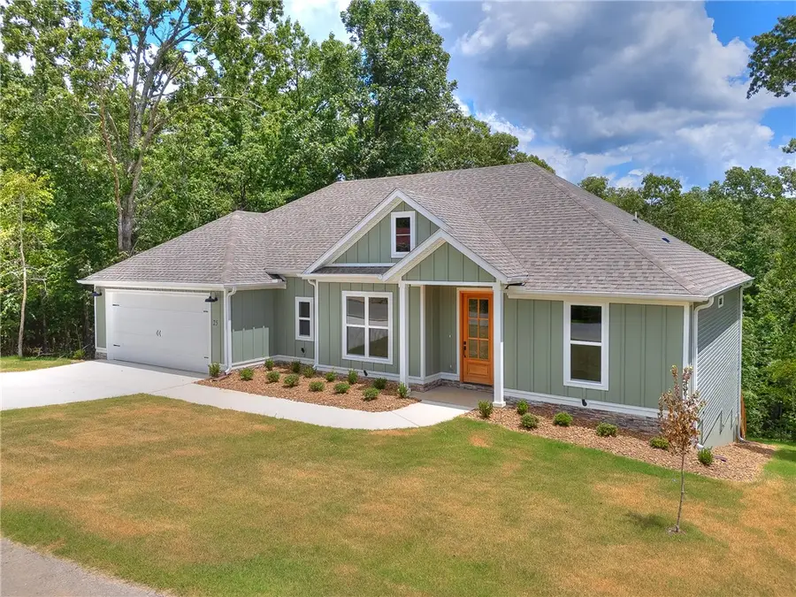 25 Roxburgh Drive, Bella Vista, AR 72715 - #3