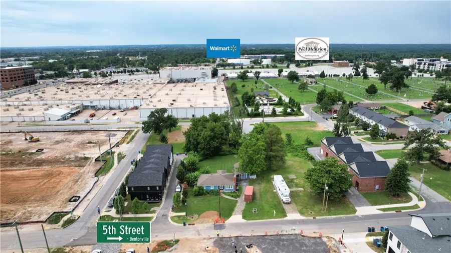 508 E Street, Bentonville, AR 72712 - #3