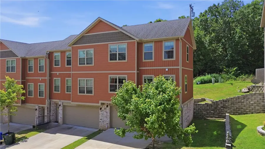 2821 Cottonwillow, Fayetteville, AR 72704 - #2
