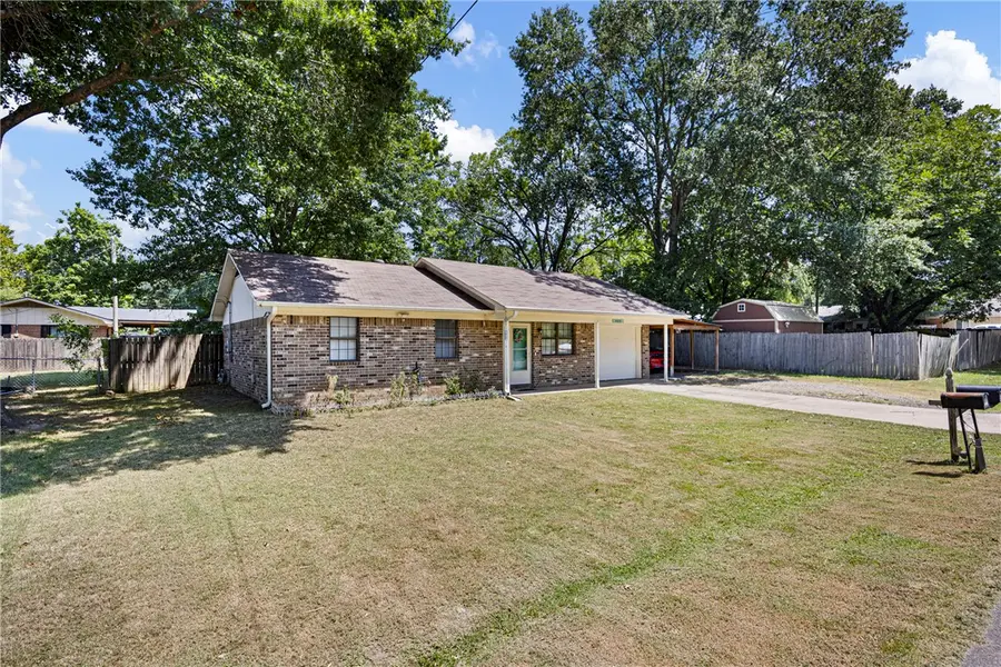 405 E 11th Street, Russellville, AR 72801 - #2