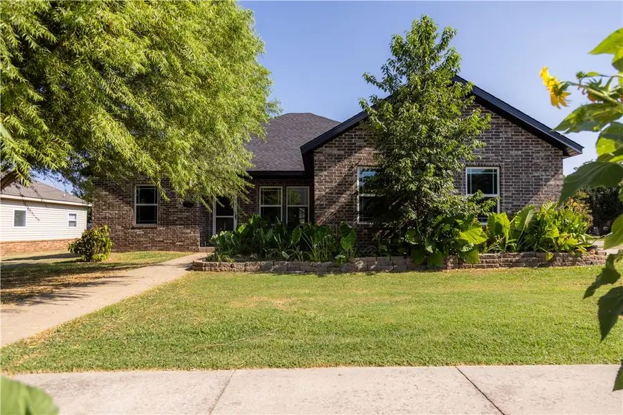603 Teri Drive, Siloam Springs, AR 72761 - #2