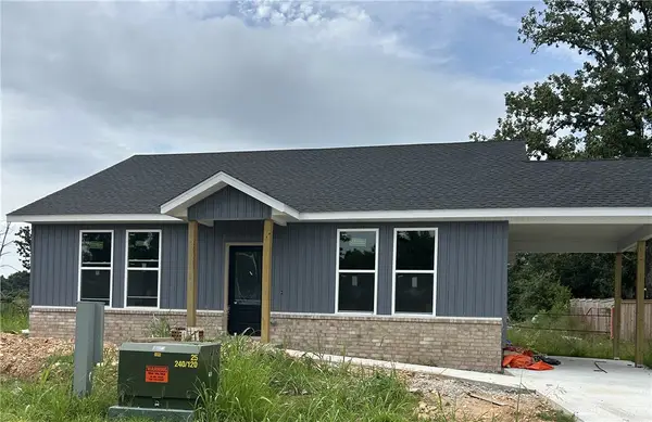614 Meadow Lark Road, Watts, OK 74964