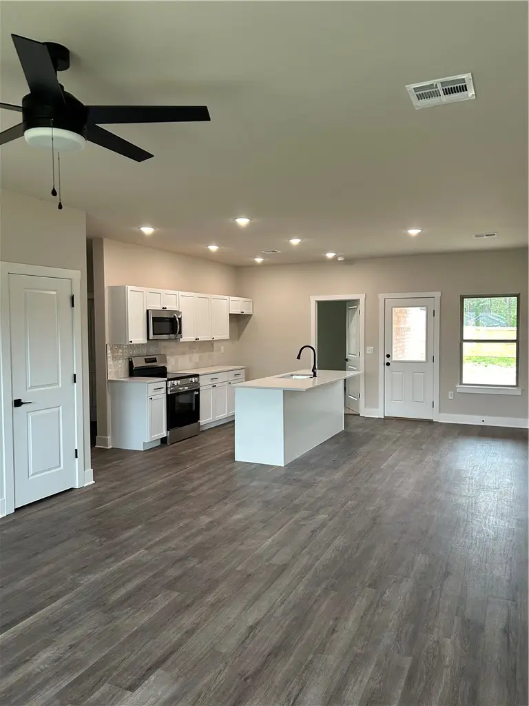 975 Snyder Springs Loop, West Siloam Springs, OK 74965 - #2