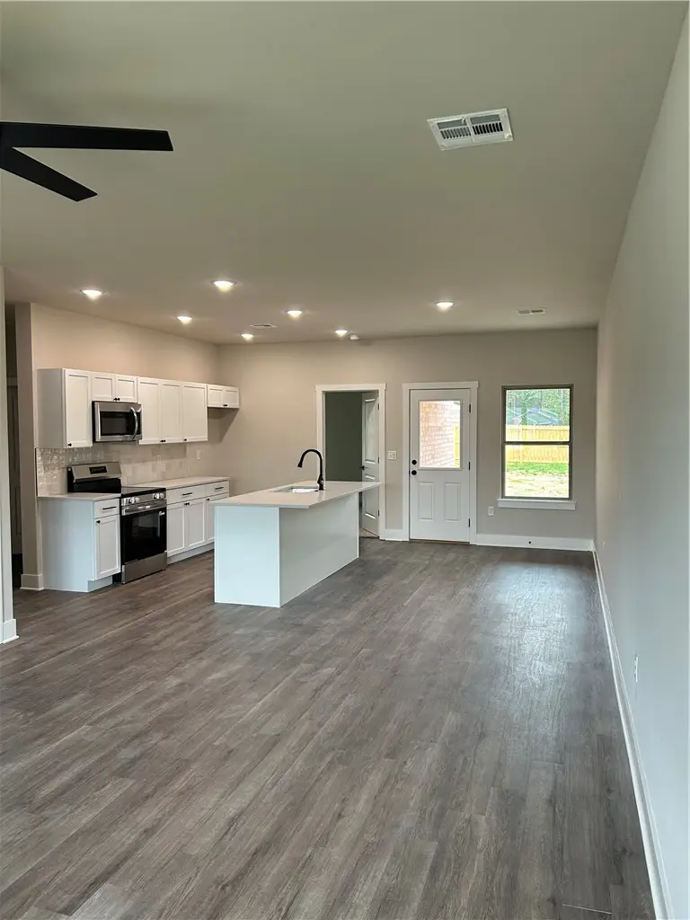 975 Snyder Springs Loop, West Siloam Springs, OK 74965 - #3