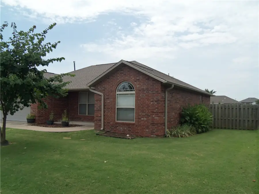 1902 N Messick Court, Siloam Springs, AR 72761 - #3