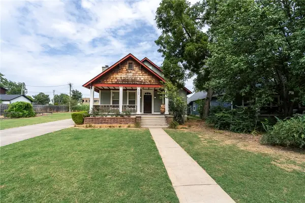 513 S College Street, Siloam Springs, AR 72761