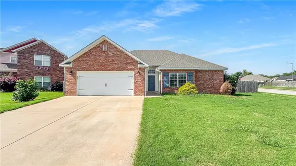803 Rachael Court, Siloam Springs, AR 72761