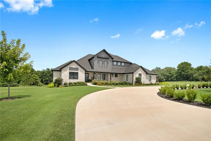 2664 Highlands Way, Elm Springs, AR 72762 - #2