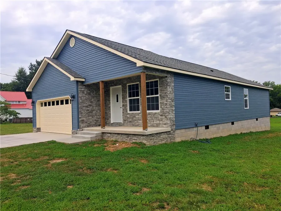 904 S Springfield Street, Green Forest, AR 72638 - #2