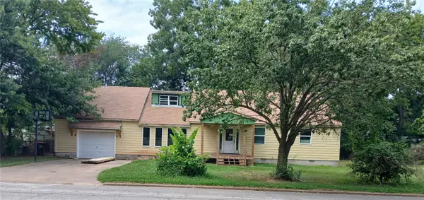 208 Quandt Avenue, Springdale, AR 72764