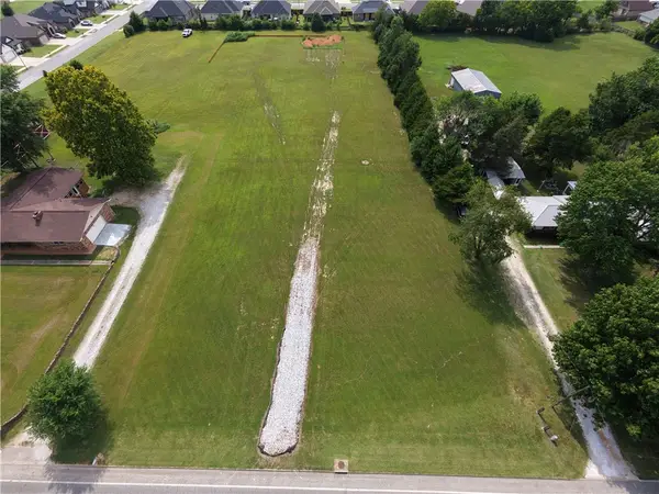 2043 Hayden Road, Pea Ridge, AR 72751
