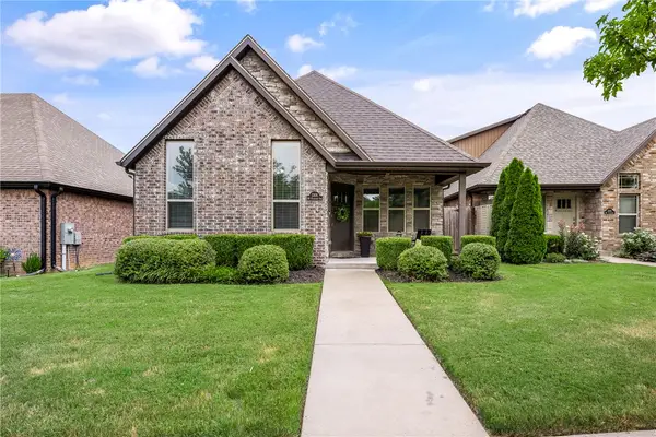 3308 SW Stonepoint Avenue, Bentonville, AR 72713