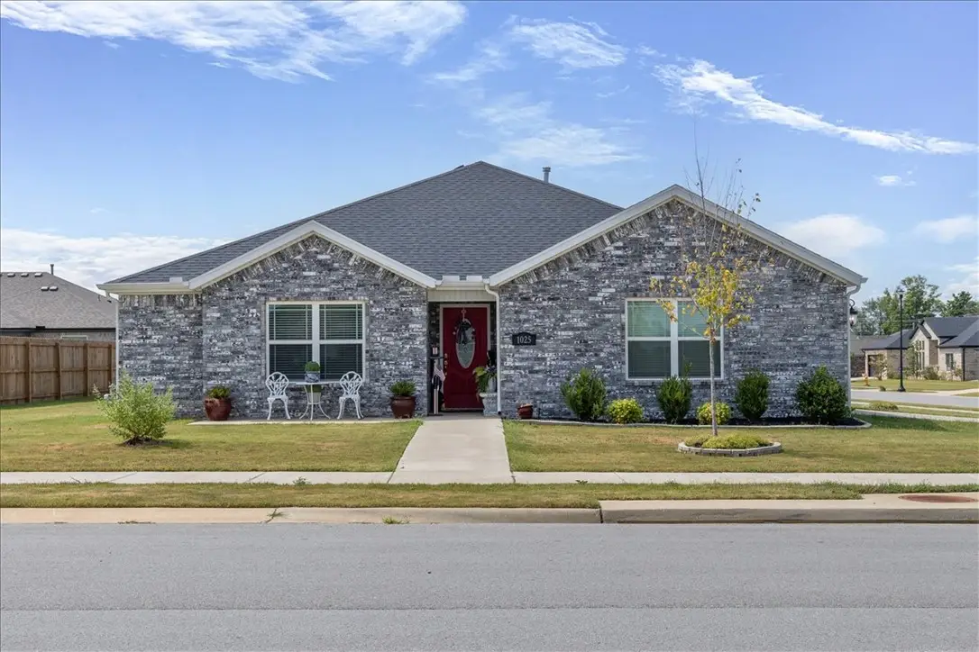 1025 Domingo Avenue, Lowell, AR 72745 - #1