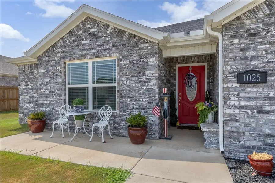 1025 Domingo Avenue, Lowell, AR 72745 - #2