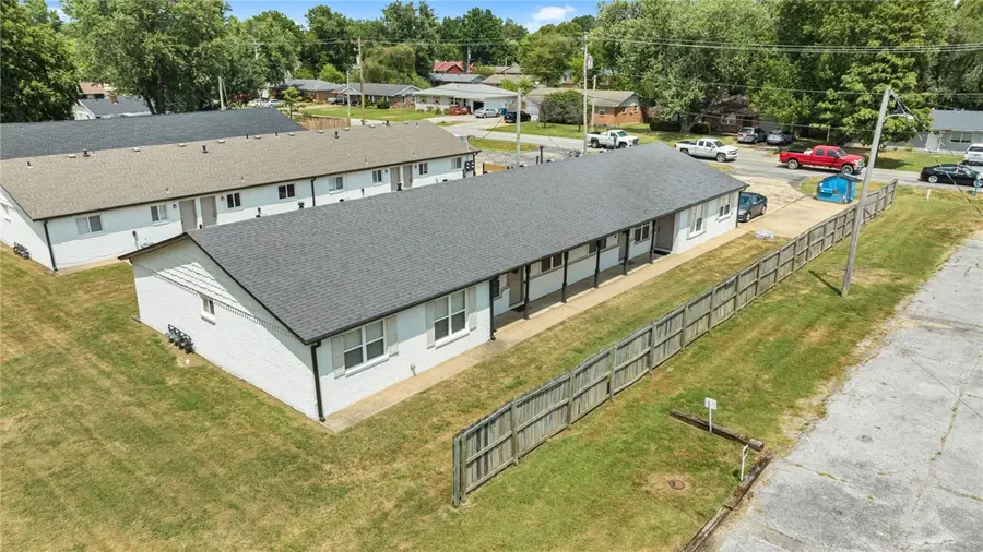 1308 SE C Street, Bentonville, AR 72712 - #3