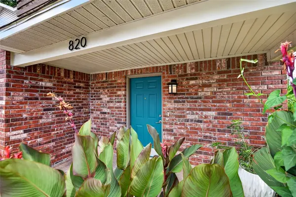 820 Peachtree Drive, Fayetteville, AR 72703