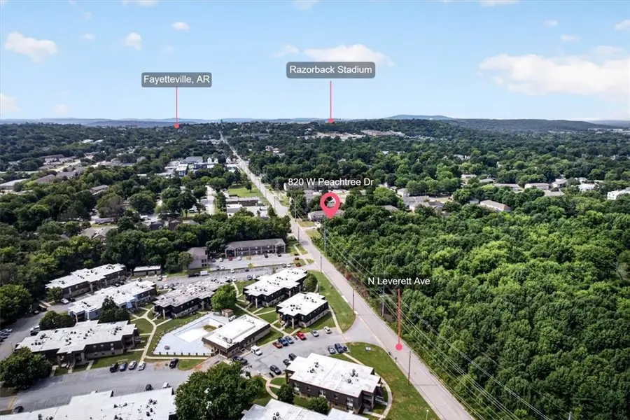 820 Peachtree Drive, Fayetteville, AR 72703 - #3