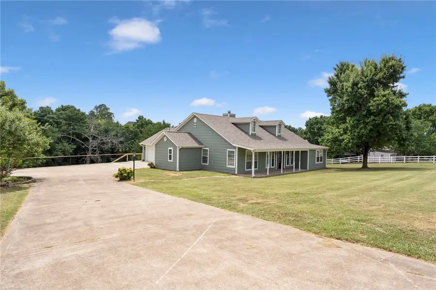 815 Steele Road, Tontitown, AR 72762 - #3