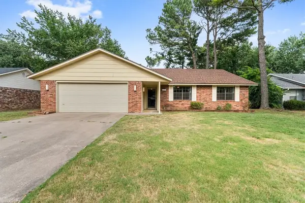 1103 N Dove Drive, Rogers, AR 72756