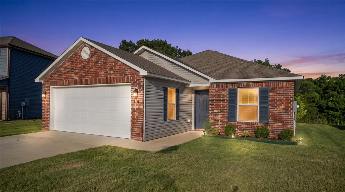 1151 E Sparrow Circle, Fayetteville, AR 72701 - #1