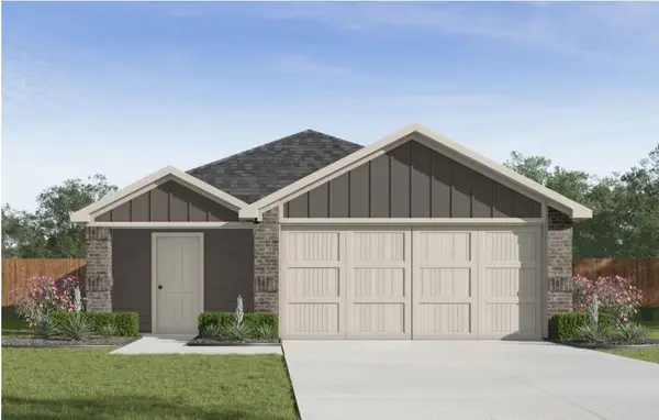 610 SW Benton Avenue, Gravette, AR 72736