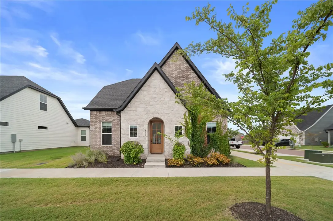 4028 W Sommerset Street, Rogers, AR 72758 - #1