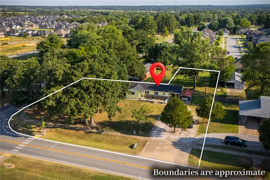 612 W Pickens Road, Pea Ridge, AR 72751 - #2