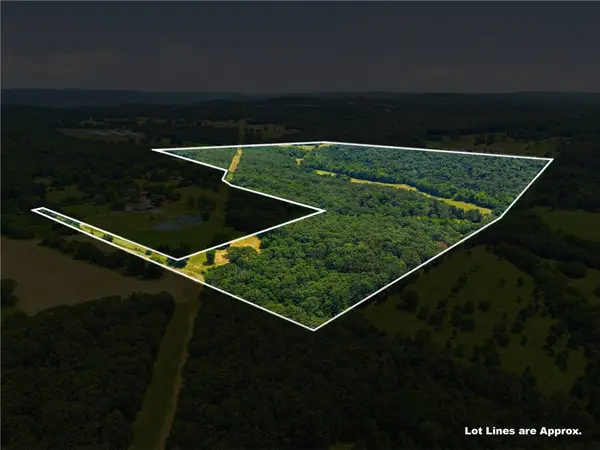 11373 Colcleasure (wc 135) Road #106 Acres, Fayetteville, AR 72701