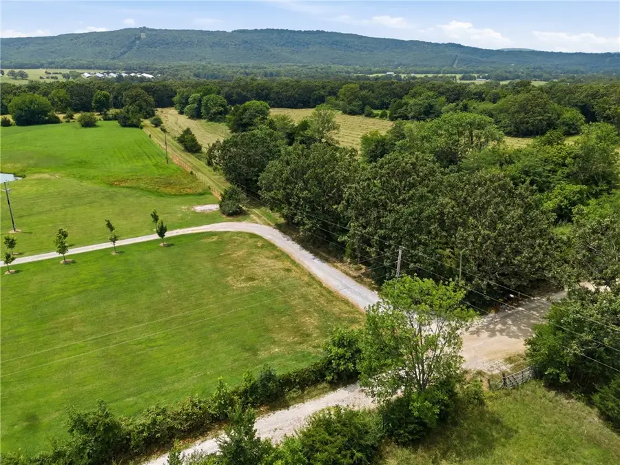 11373 Colcleasure (wc 135) Road #106 Acres, Fayetteville, AR 72701 - #2