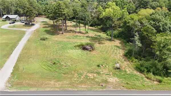 41 Tennyson Lane, London, AR 72802