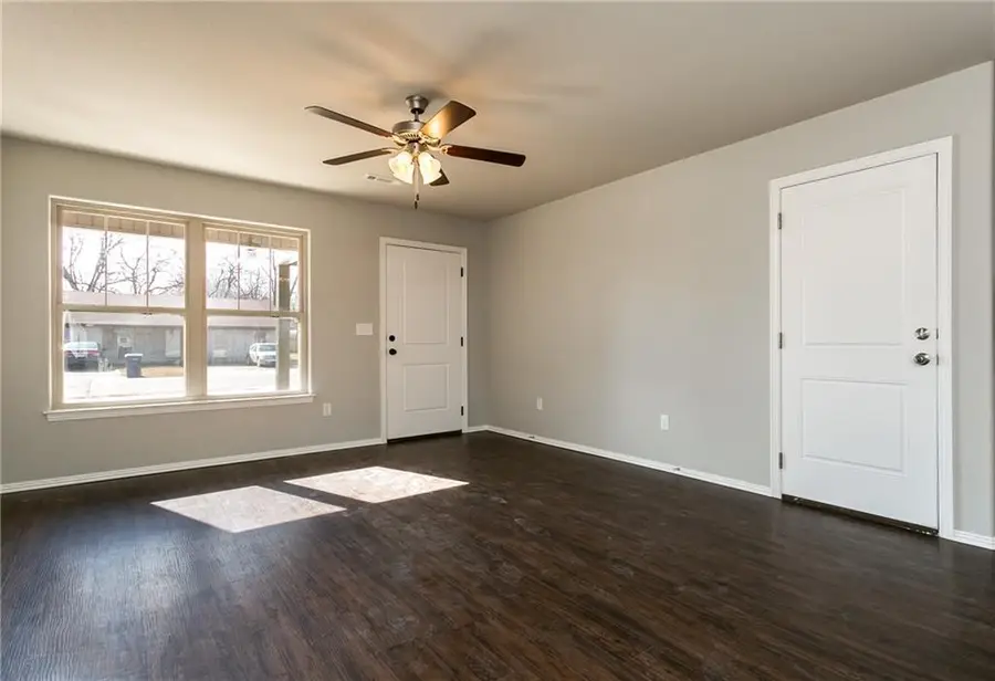 1743 E Central Street, Siloam Springs, AR 72761 - #2