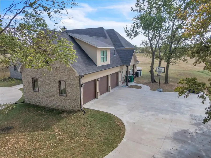 1967 S Pianalto Road, Tontitown, AR 72762 - #2