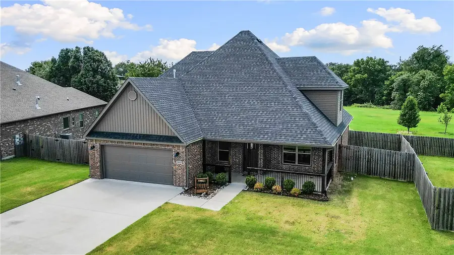 1413 Reagan Avenue, Gentry, AR 72734 - #2