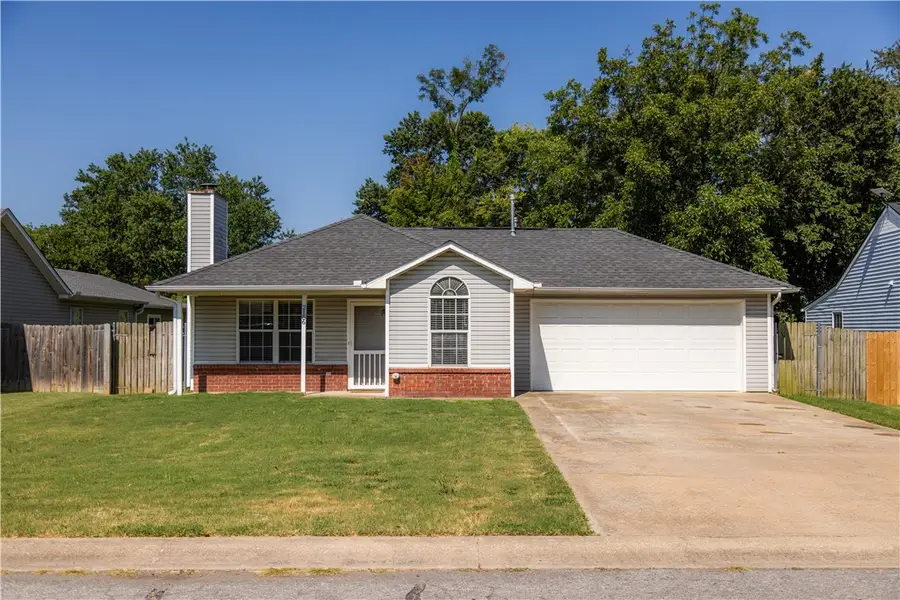 2156 Wood Tree Court, Siloam Springs, AR 72761 - #2