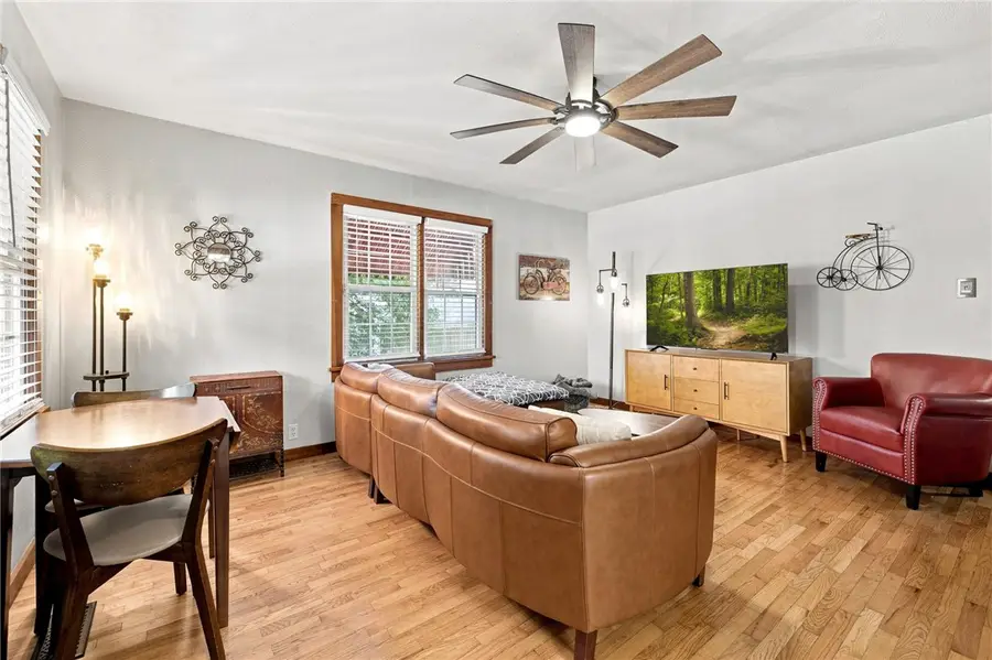 416 NW 7th Street, Bentonville, AR 72712 - #3