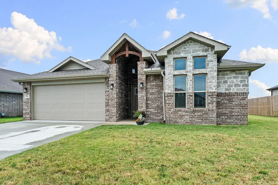 736 Lewis Street, Pea Ridge, AR 72751 - #3