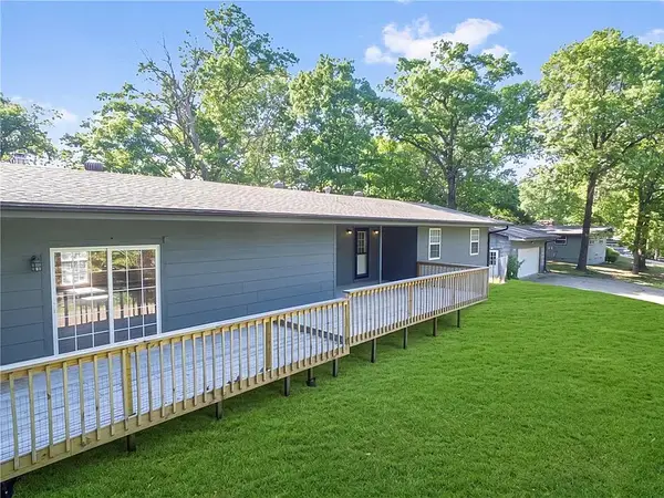 27 Worcester Drive, Bella Vista, AR 72714