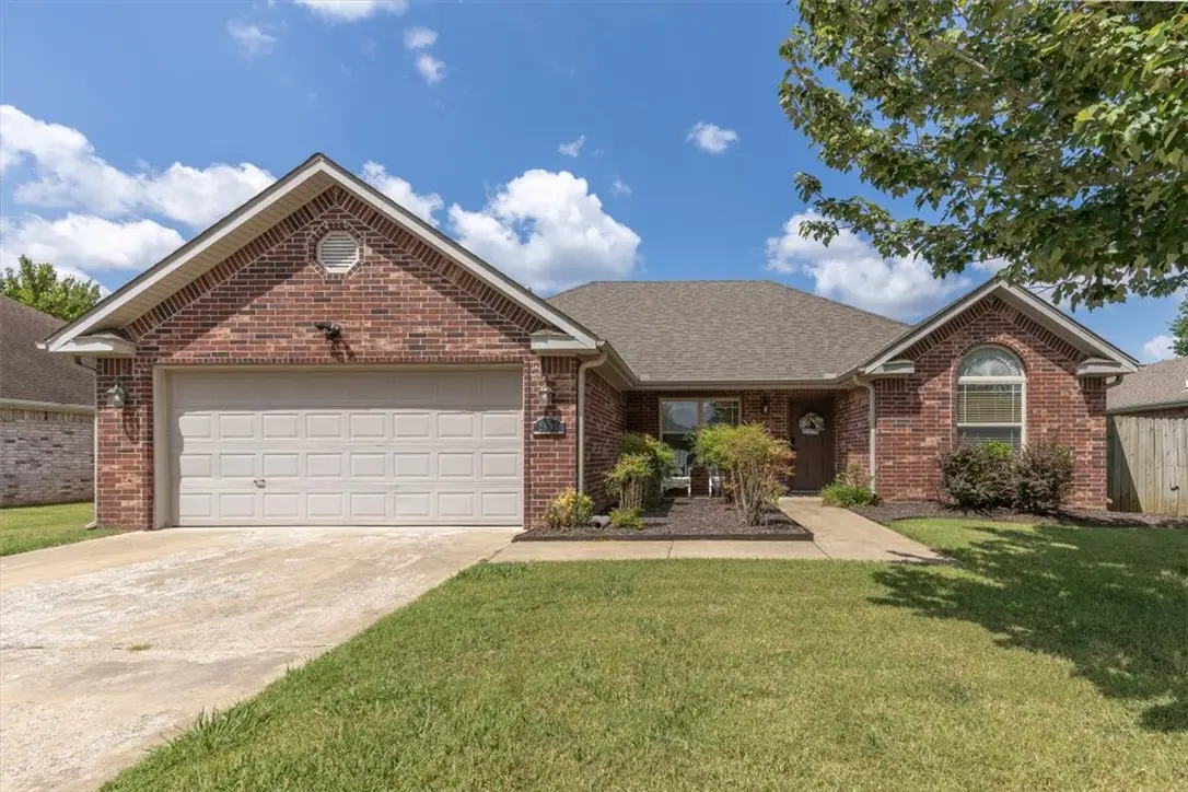 2899 N Hay Meadows Avenue, Fayetteville, AR 72704 - #1