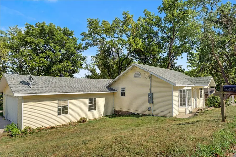 276 N A Street, Centerton, AR 72719 - #3