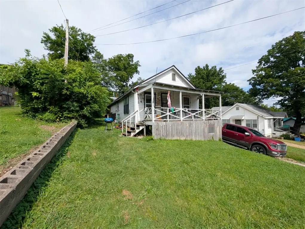 1112 N Spring Street, Harrison, AR 72601 - #1